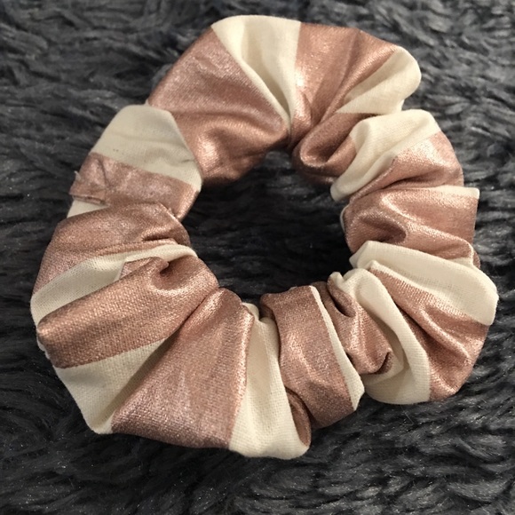 Misty Rose Scrunch - Picture 4 of 4